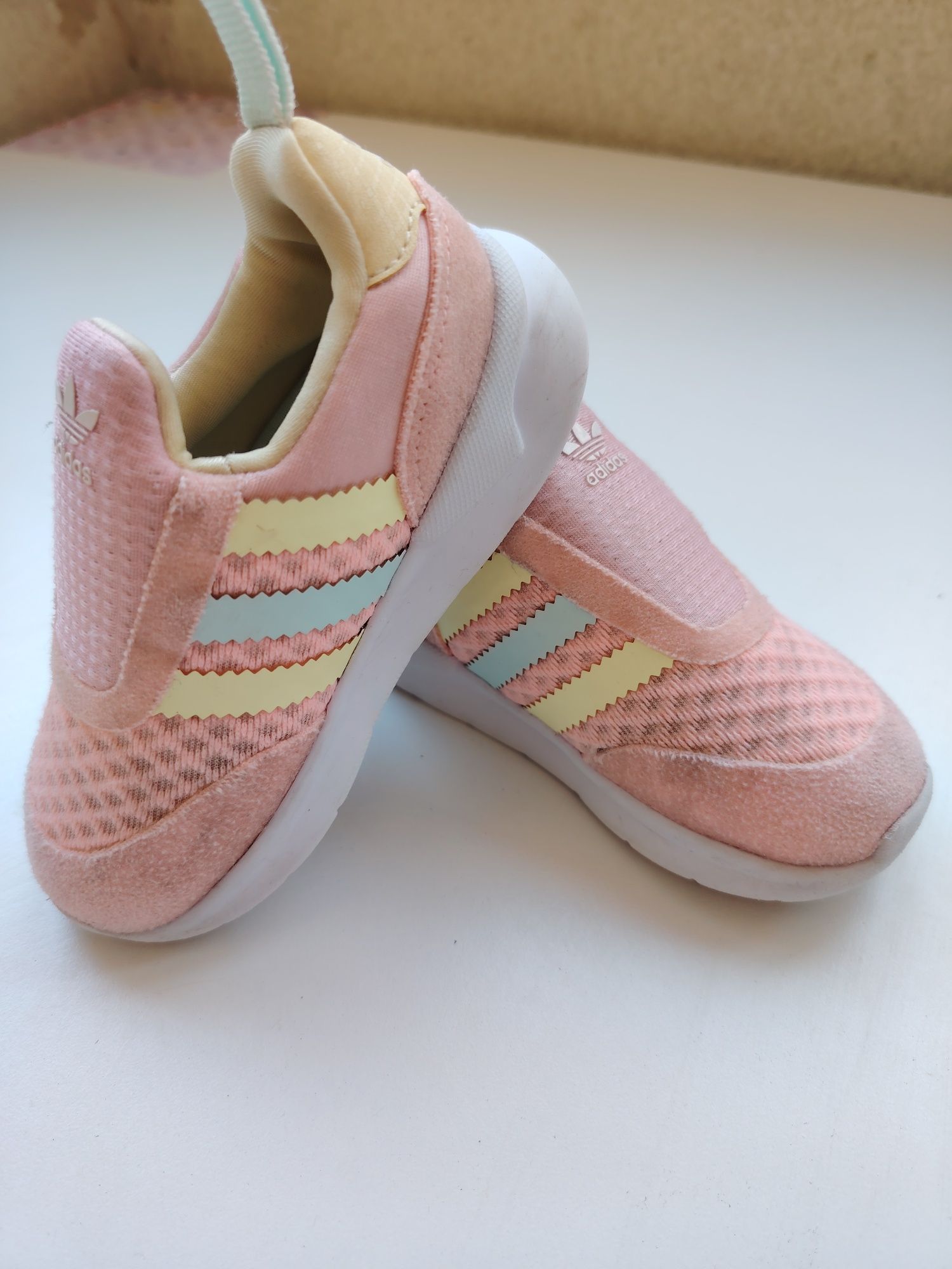 Детски маратонки Adidas 22 номер