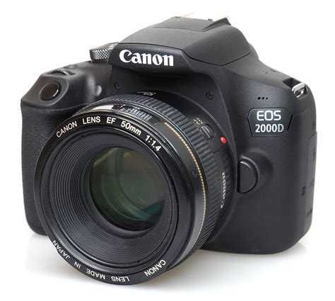 фотоапарат canon eos 2000d