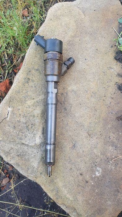 Injectoare kia sportage  sau hyundai motor 2.000 115 cai