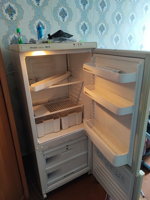 Холодильник snaige