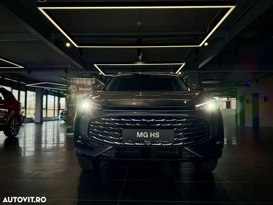 MG HS