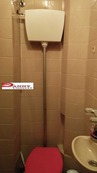 Тристаен апартамент в гр. В. Търново до Пожарната