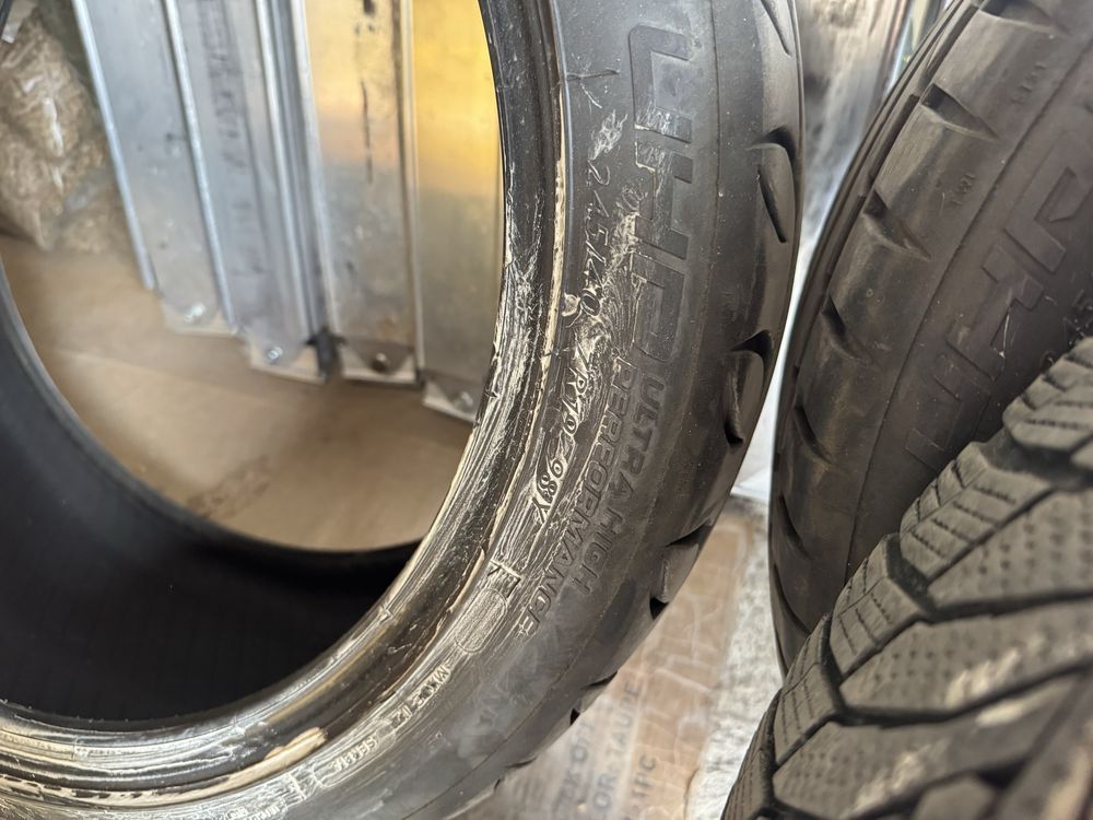 2бр. Гуми Kormoran 245/40R19 bot 0522