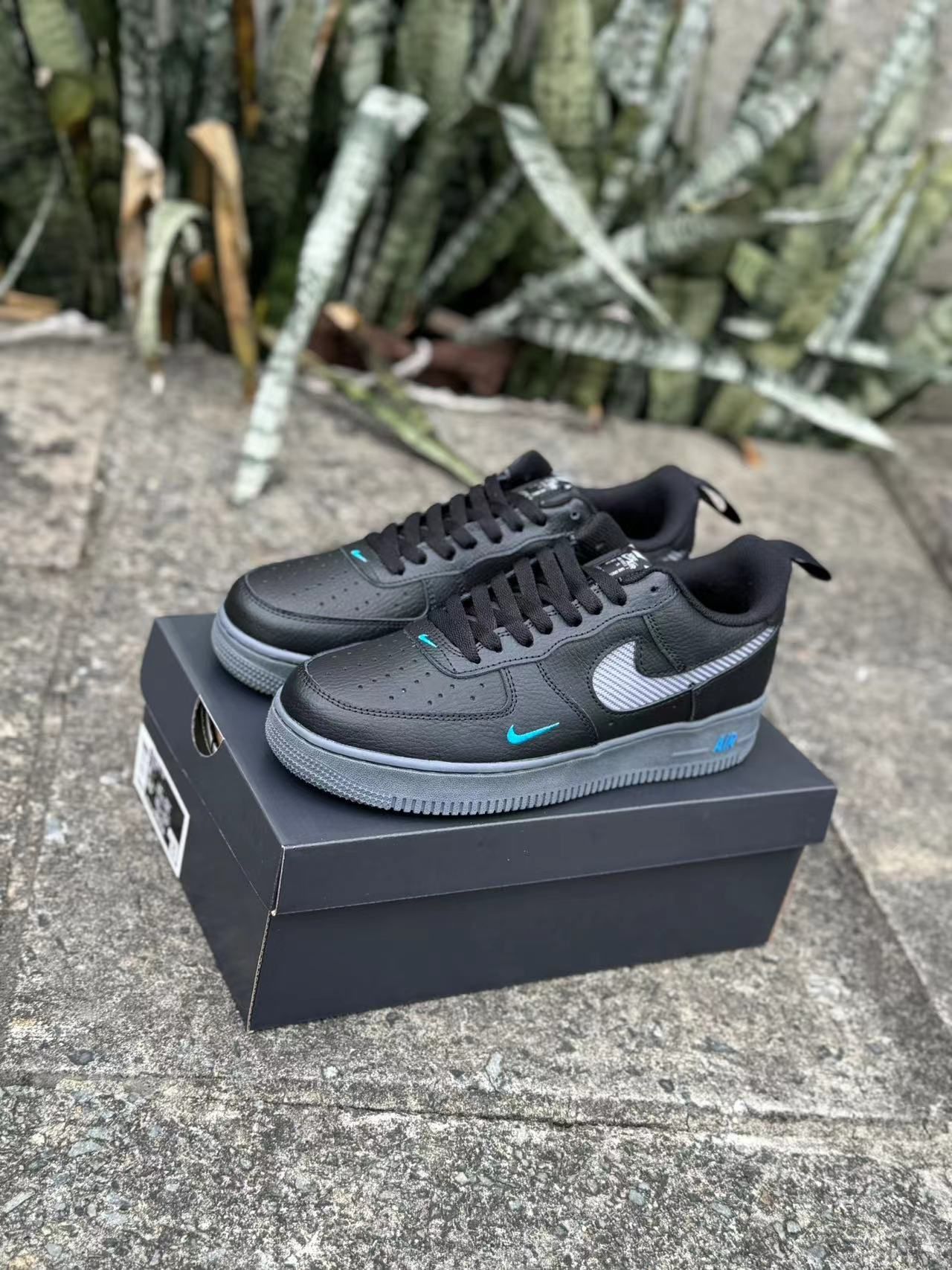 Nike Air Force 1 Low "Black/Blue