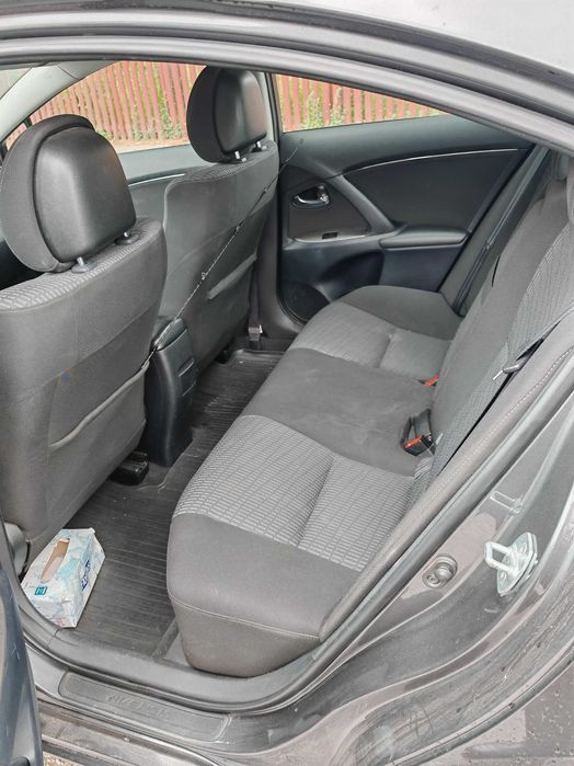 Toyota avensis din 2012, 2000 diesel