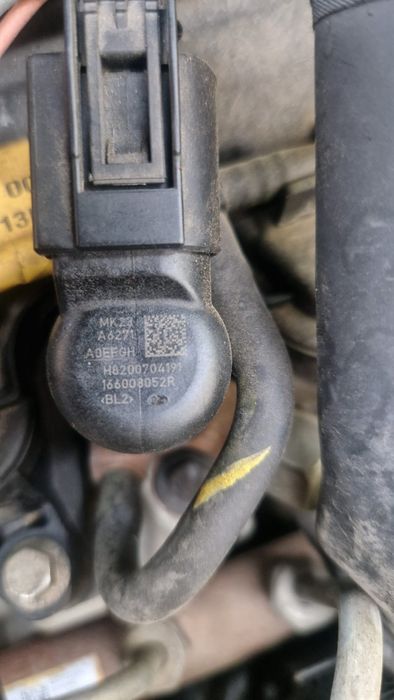 Injectoare duster 1.5 cod motor K9K