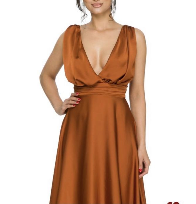 Vand rochie de seara lunga