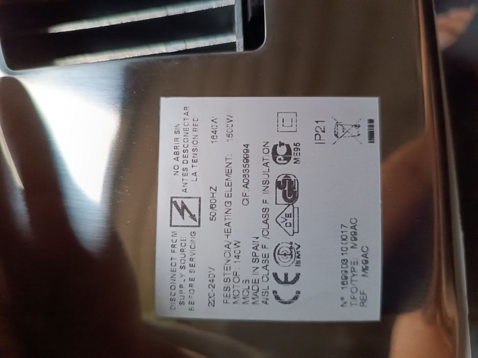 Сушилка для рук Mediclinics M 99AC