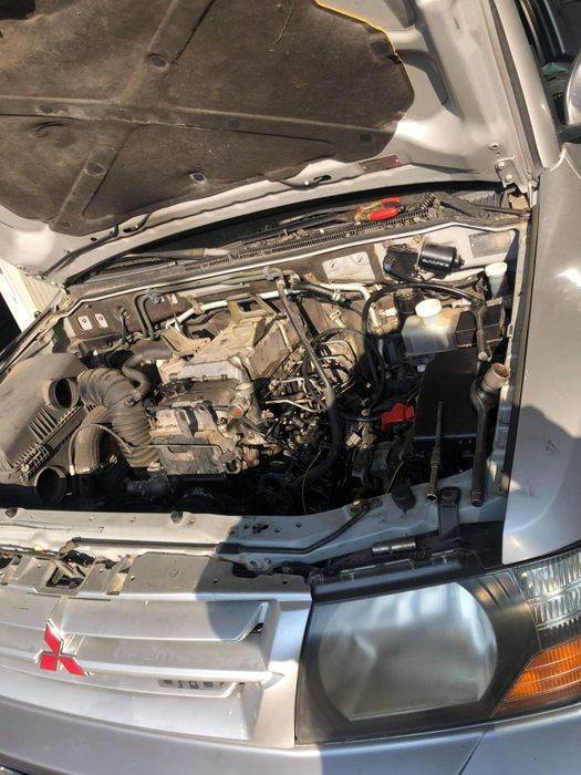 Pompa injectie Mitsubishi pajero/ shogun 3.2