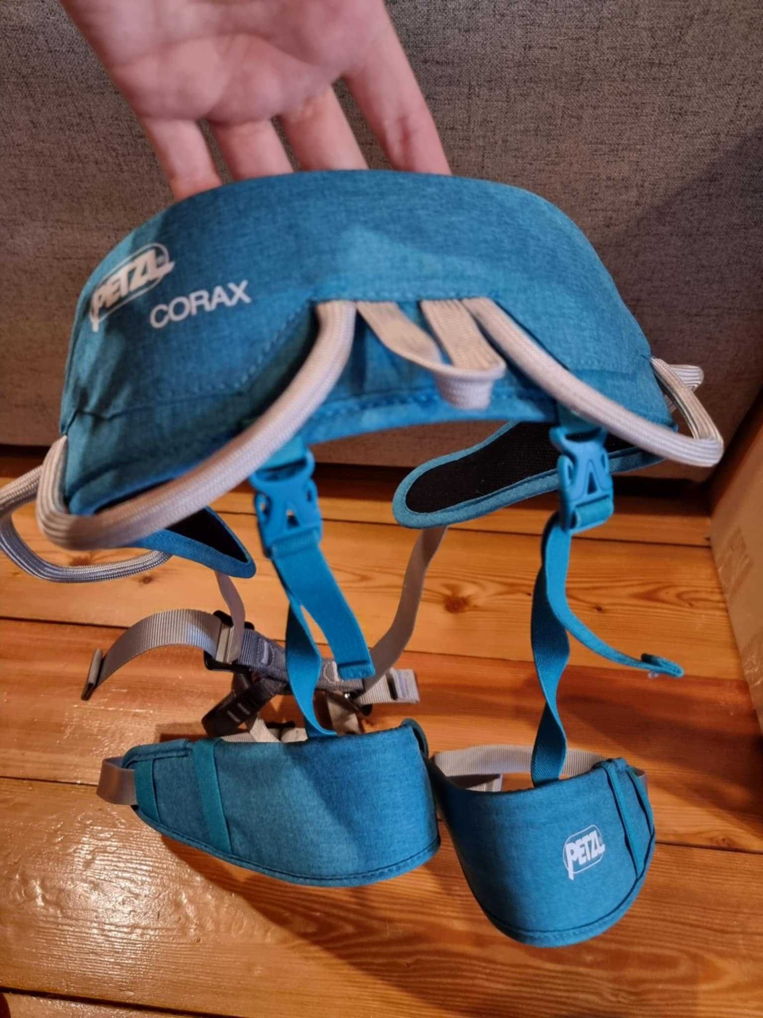 Седалка за катерене Petzl Corax + торбичка Petzl Saka + подарък