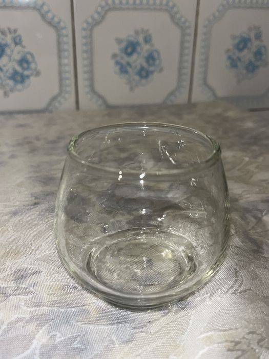 Pahare de sticla transparenta