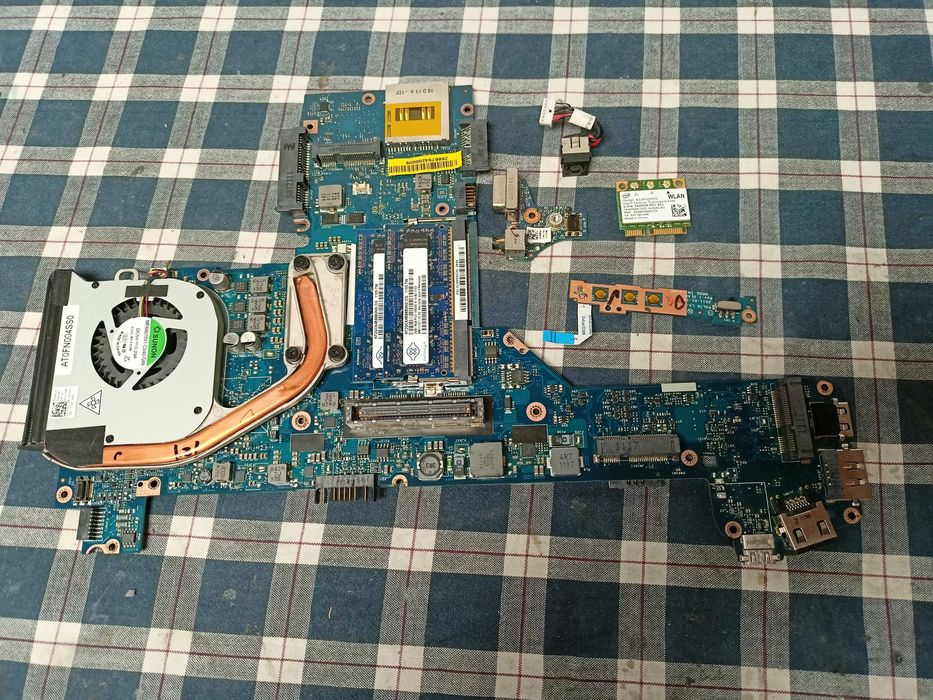 Carcasa module Dell Latitude E6320