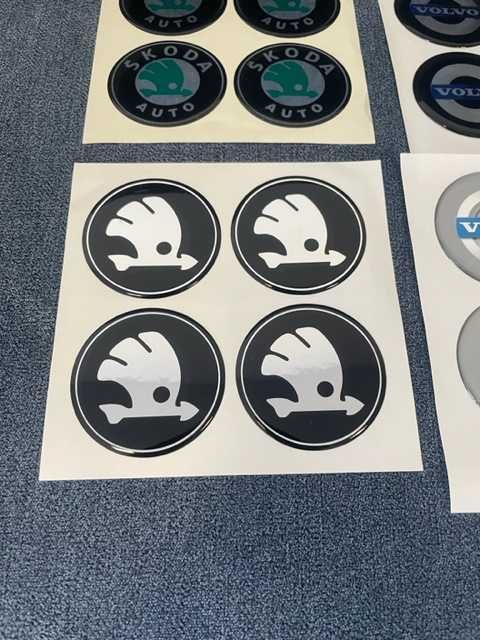 Стикери Емблеми за Капачки Джанти Тасове Лепенки MAZDA VOLVO SKODA 6см