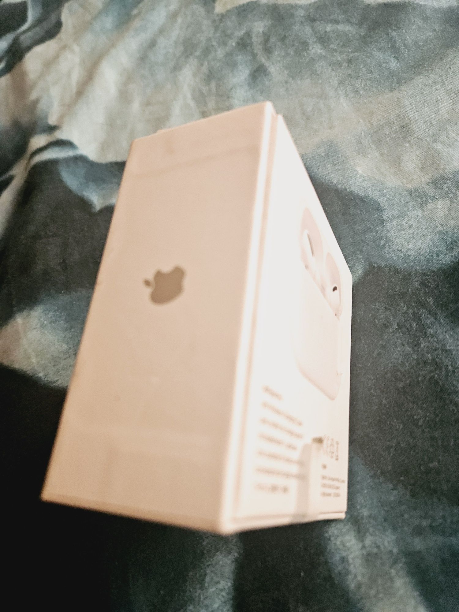 Airpods Pro with Magsafe Charging Case