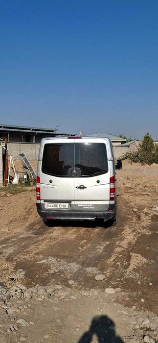 Sotiladi: Mercedes Sprinter (2012 yil)