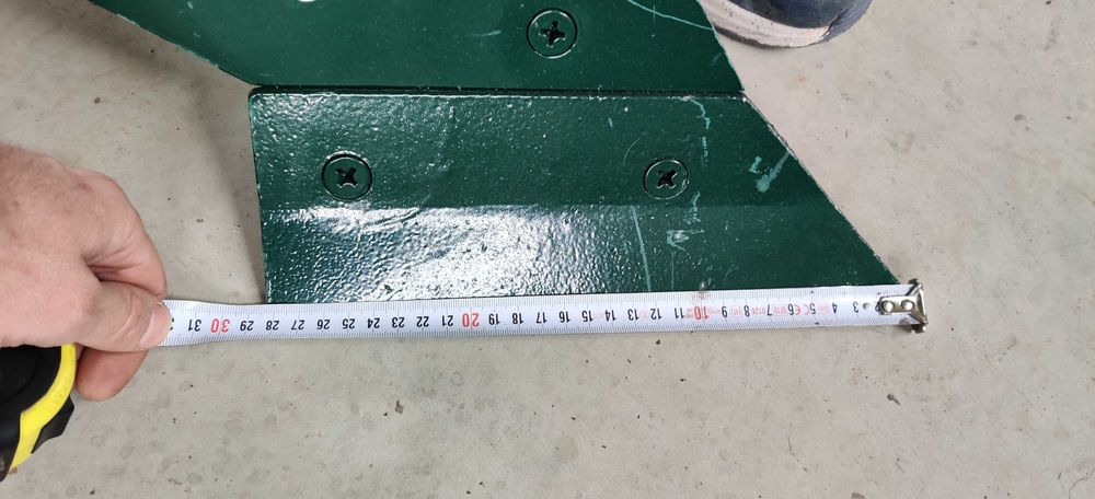 Plug verde simplu pentru motocultor