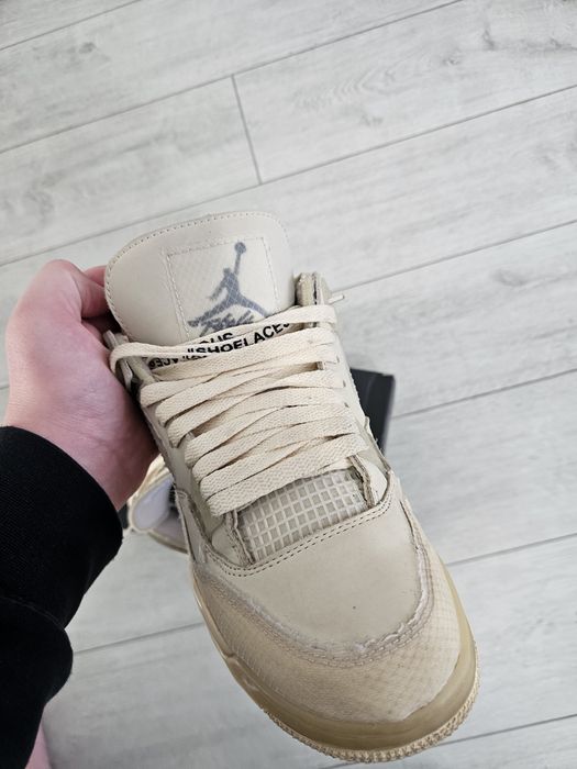 Vând jordan 4 off white mărimea 40,5 purtați de 2 ori conditi foarte b