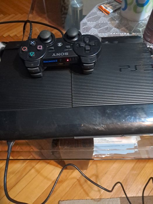 Consolă ps3 super slim