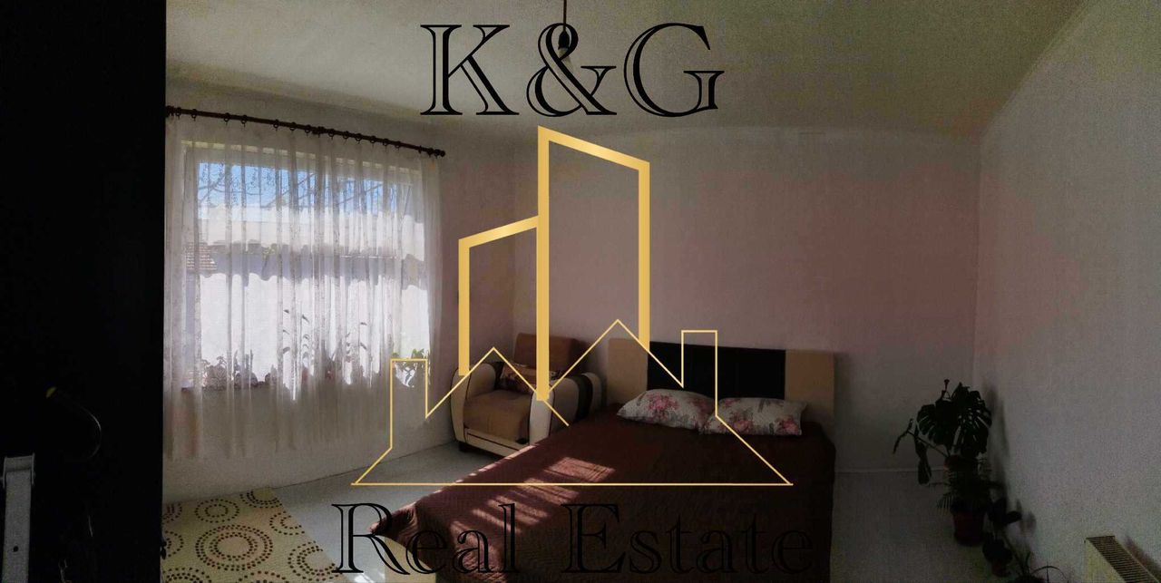 Продава се Къща в Разград, Център - 79 кв.м за 1356 €/кв.м - Снимка #5