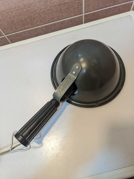 Рефлектор, физиотерапевтическая ультрафиолетовая синяя лампа.