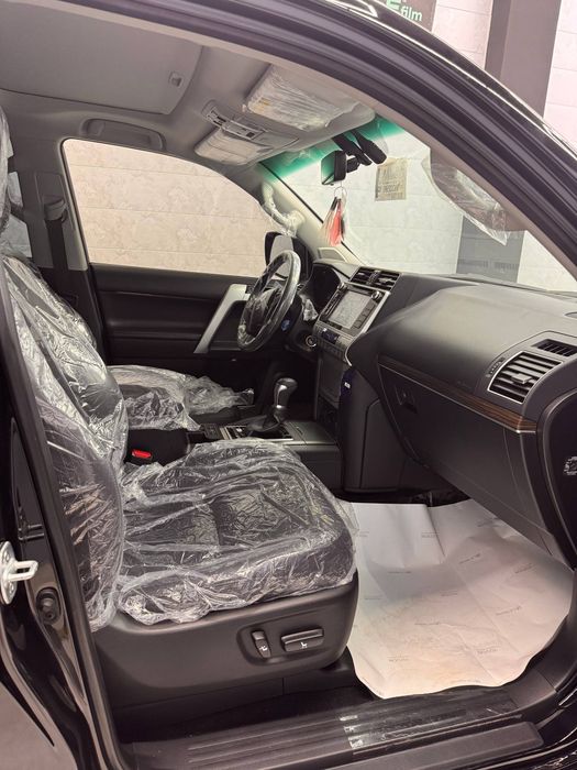 Toyota Land Cruiser 150