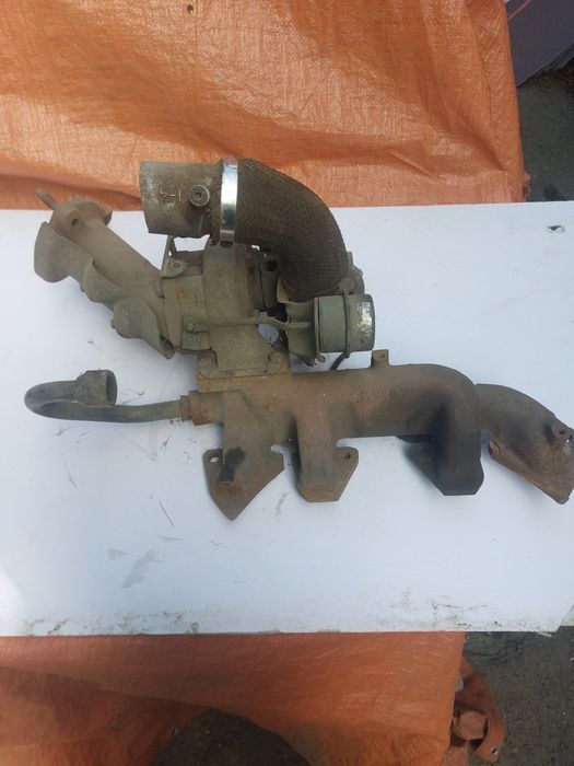 Продам запчасти на Ниссан Ларго