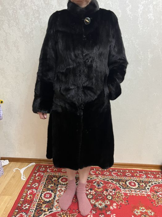 Продам норковую шубу в отличном состоянии