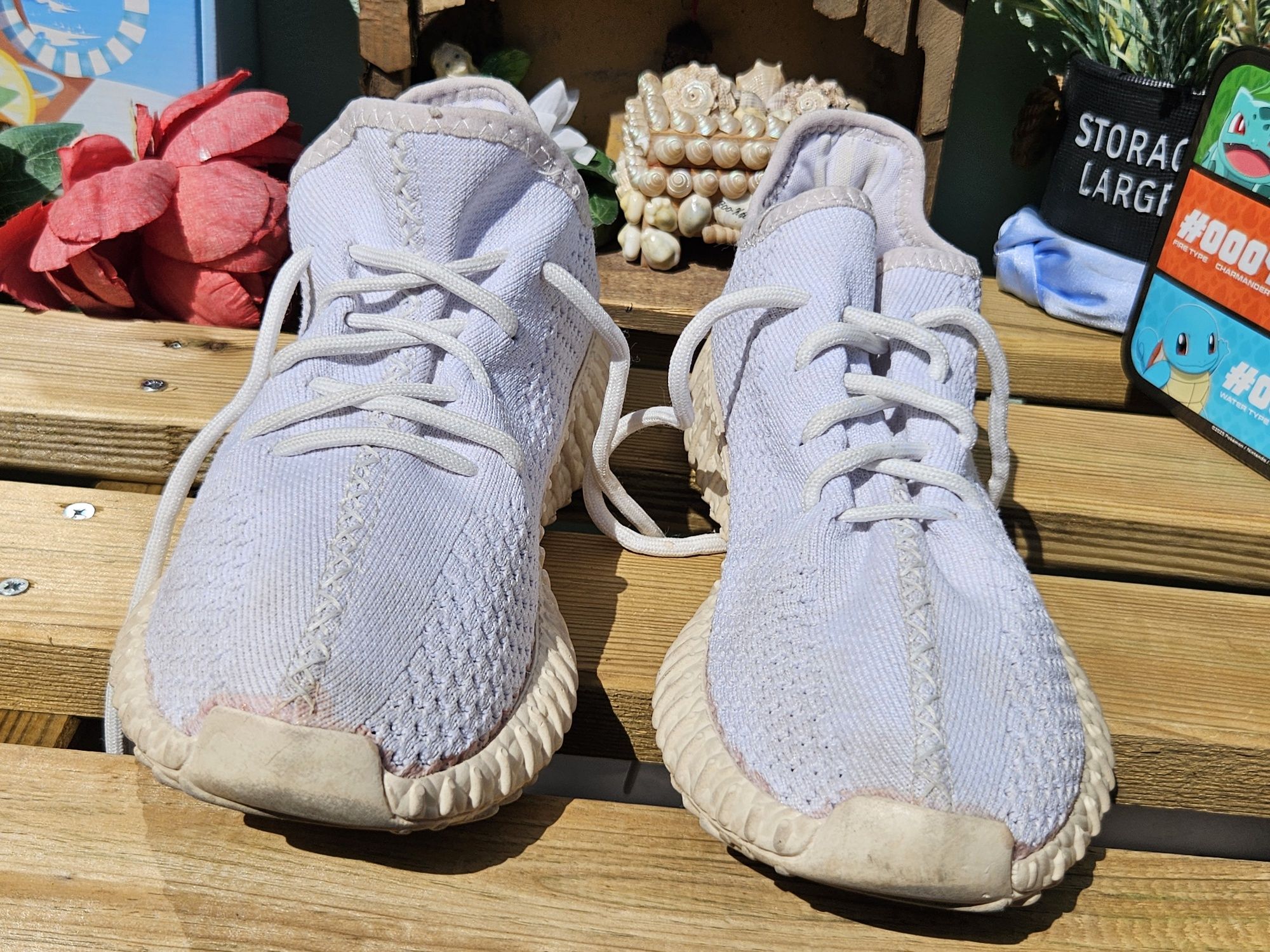 Adidas Yeezy оригинални кецове N37