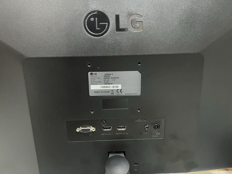 Монитор LG 24, состояние идеал