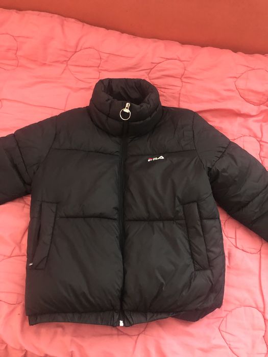 Дамско яке на FILA