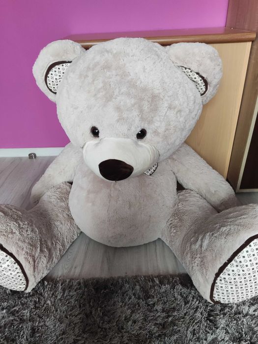 Огромен плюшен мечок