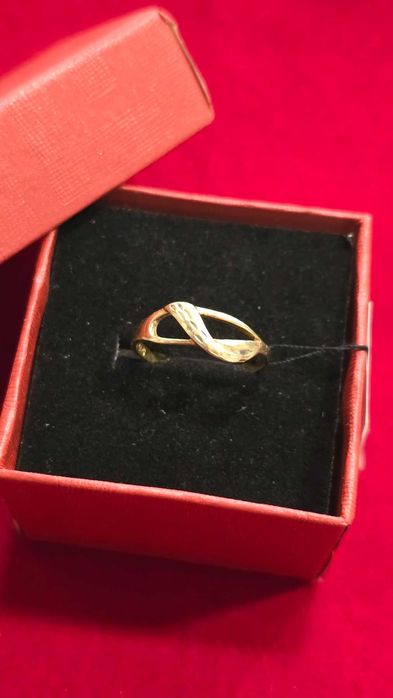 ***ПЕРФЕКТЕН***Златен дамски пръстен 1,52гр 14к