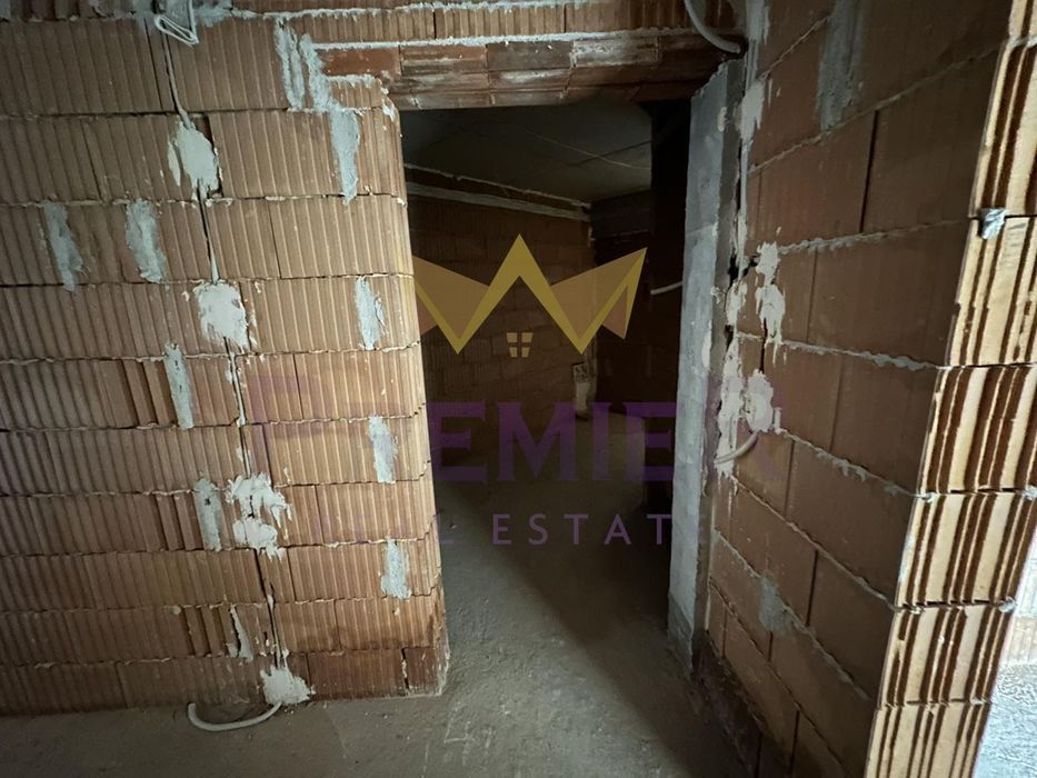 Продава се Тристаен апартамент в София, Младост 4 - 149 кв.м за 1674 €/кв.м - Снимка #9