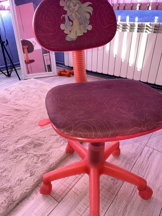 Стол за бюро