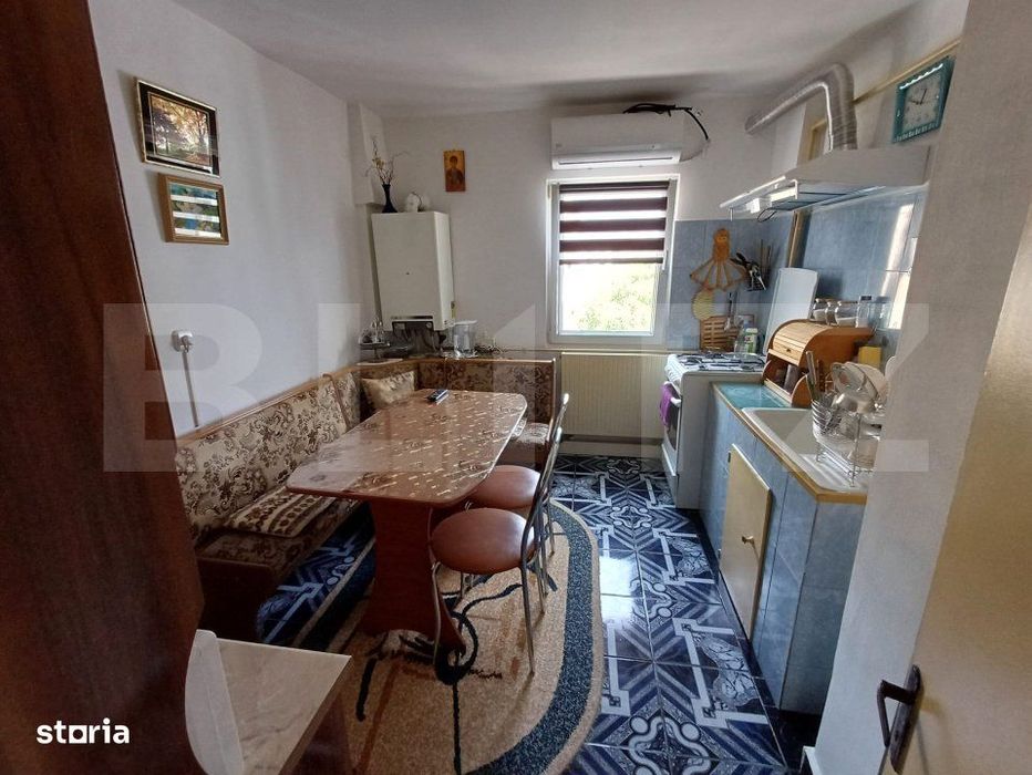 Apartament cu 2 camere, 51 mp, decomandat, zona Lic Ecaterina Teodoroi