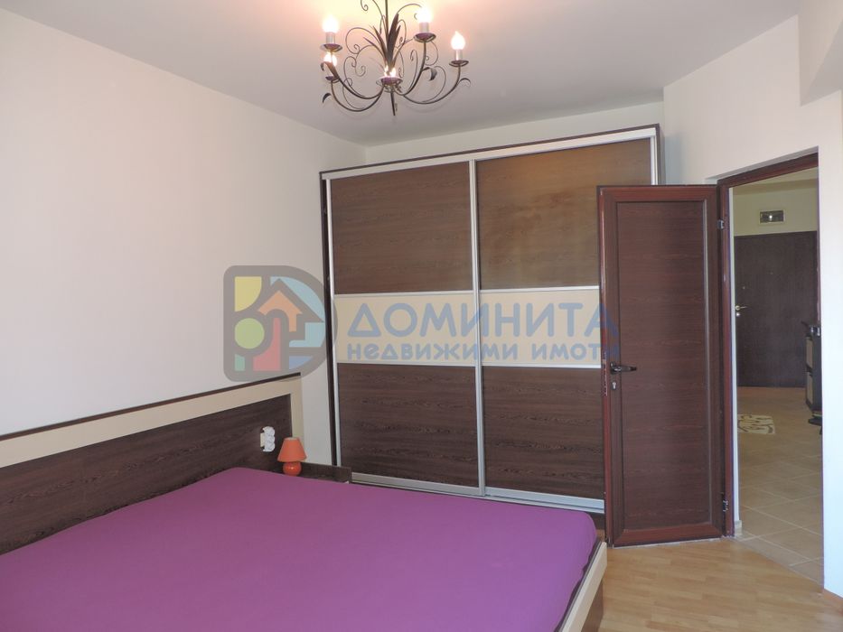 Обзаведен тристаен с паркомясто, гр. Приморско, 50м.от плажа