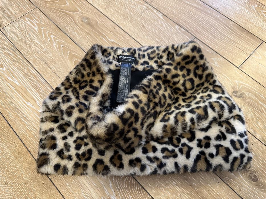 Guler blana ZARA animal print nou!