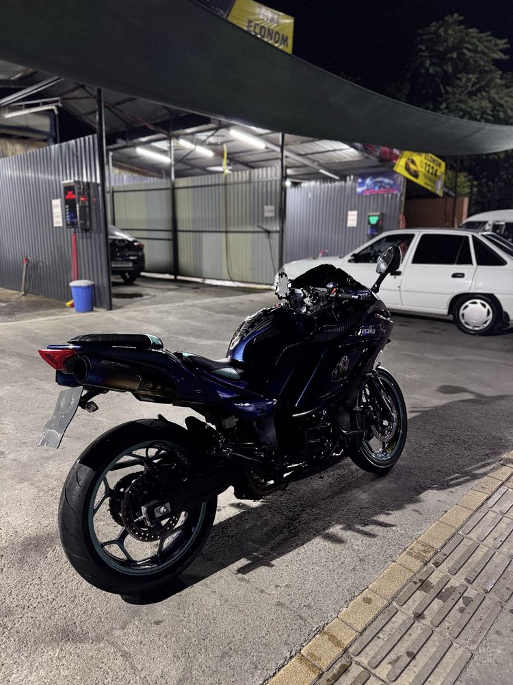 Kawasaki H2 + insta360 x3 sotiladi