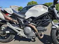 Ducati Monster 696 cu ABS