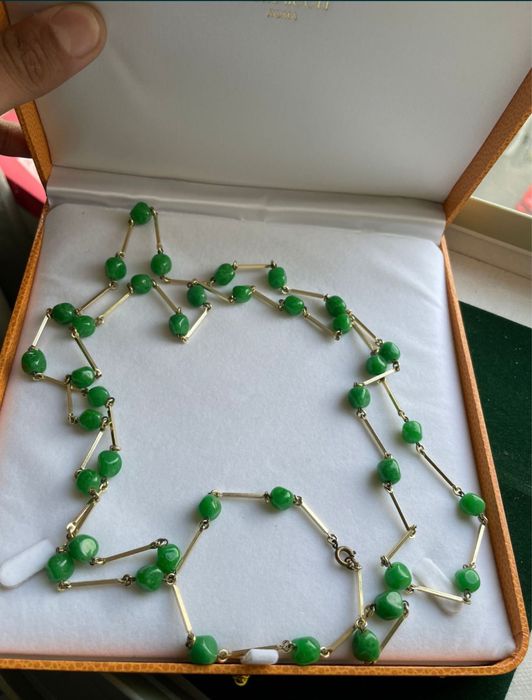 Colier de Bijuterii din pietre naturale,verzi purtat de 2 ori ,rand du