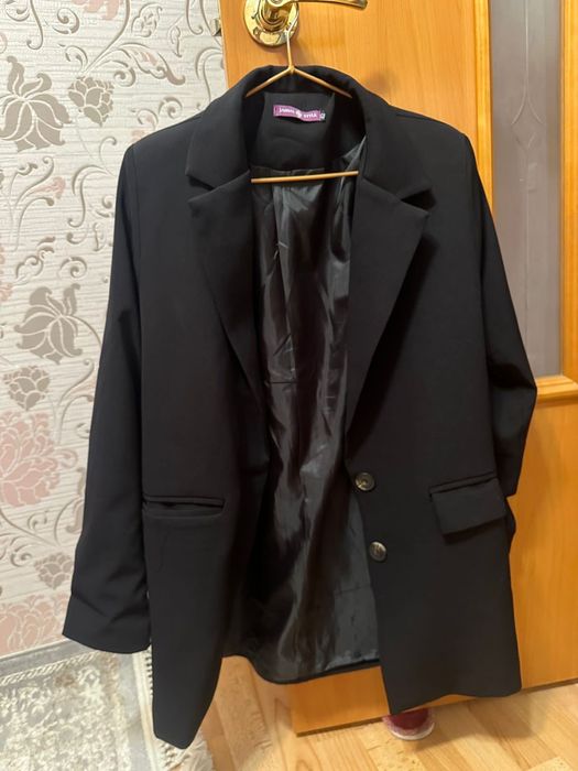 Продам пиджак в отличном состоянии