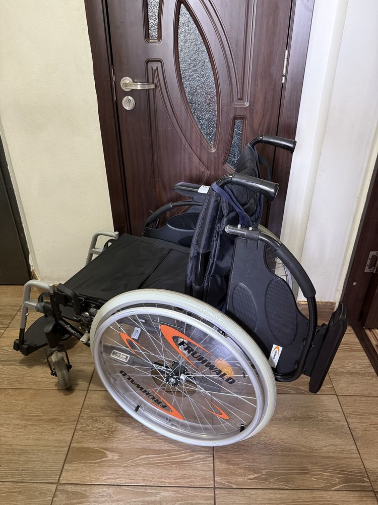 Scaun carut ajutor deplasare 44 cm (ca nou)