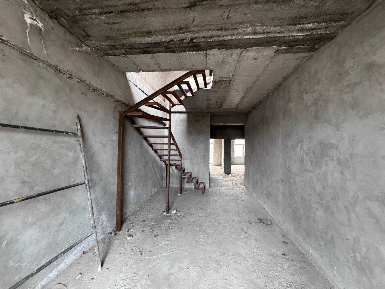 Дуплекс в новостройке ЖК Пойтахт, коробка 4/9,10/10 150 кв.м.=