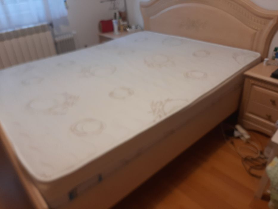 Saltea cu spuma de memorie jisk