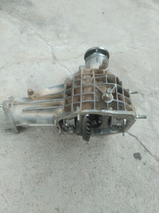 Продам передний мост от нивы 2121 в хорошем состоянии