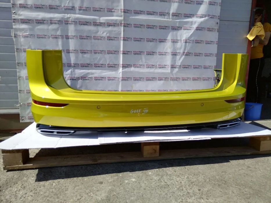 Bara Spate VW Golf 8 variant