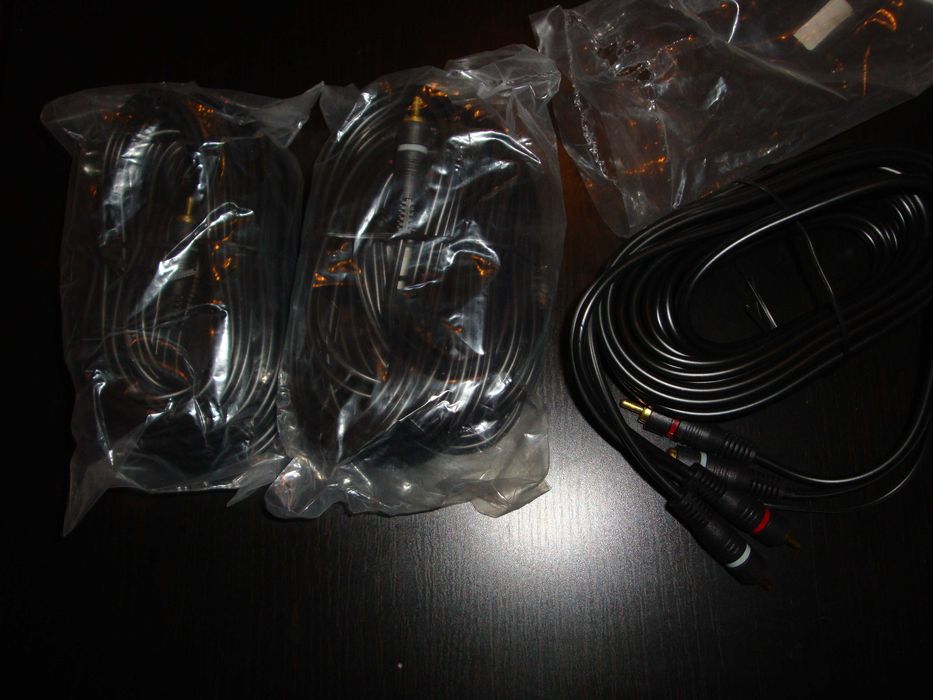 cablu audio 2x RCA la 2x RCA + remote lungime 5m mufe aurite