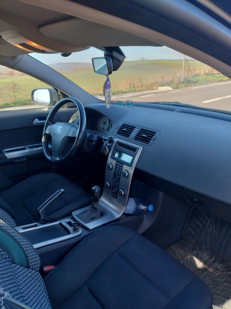 Volvo...V50... 2009