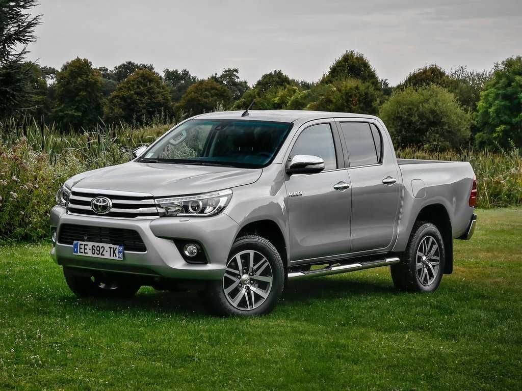 Капот и Крыло на Toyota Hilux 16- (REVO) / Тойота Хайлукс 16-