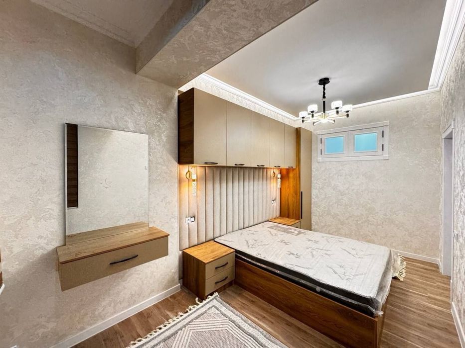 Продается 3 комнатная квартира площадью 57 кв.м. По улице Беруни